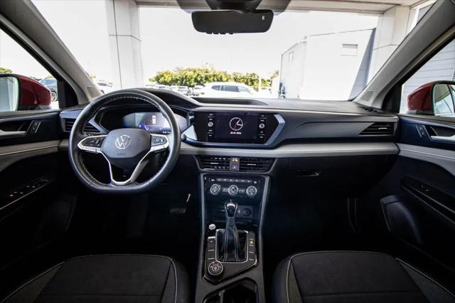 2024 Volkswagen Taos 1.5T SE