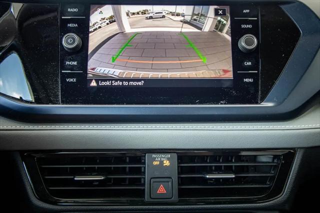 2024 Volkswagen Taos 1.5T SE