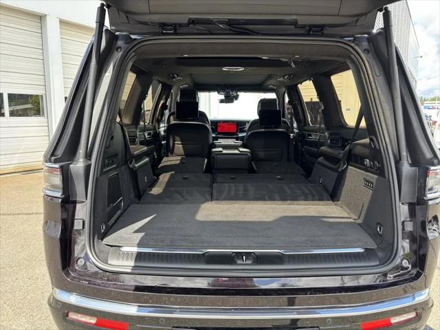 2023 Jeep Grand Wagoneer Series III