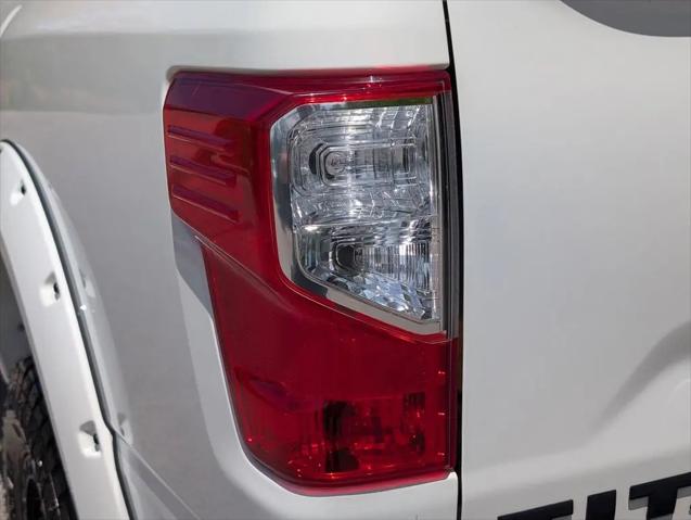 2020 Nissan Titan Crew Cab SV 4x4