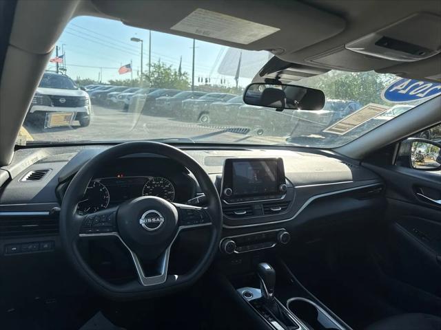 2024 Nissan Altima SV FWD