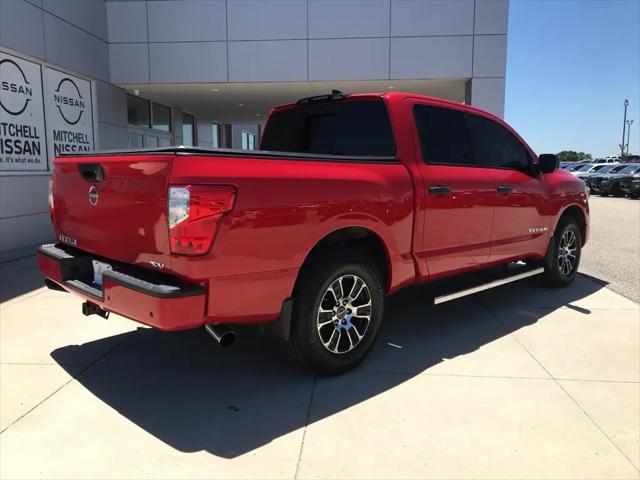 2024 Nissan Titan Crew Cab SV 4x2