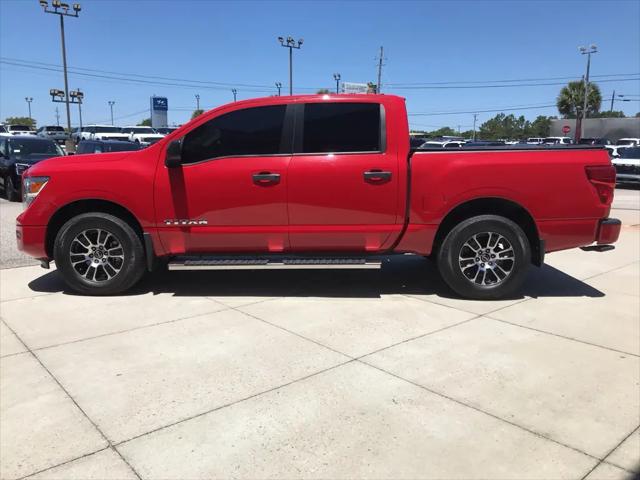 2024 Nissan Titan Crew Cab SV 4x2