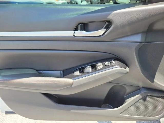 2024 Nissan Altima SR Intelligent AWD