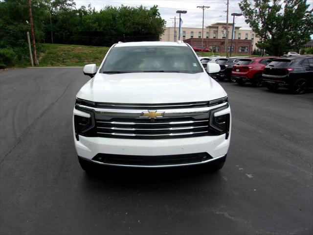 2026 Chevrolet Suburban LT, 4WD