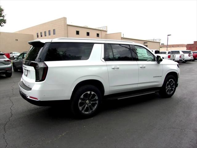 2026 Chevrolet Suburban LT, 4WD