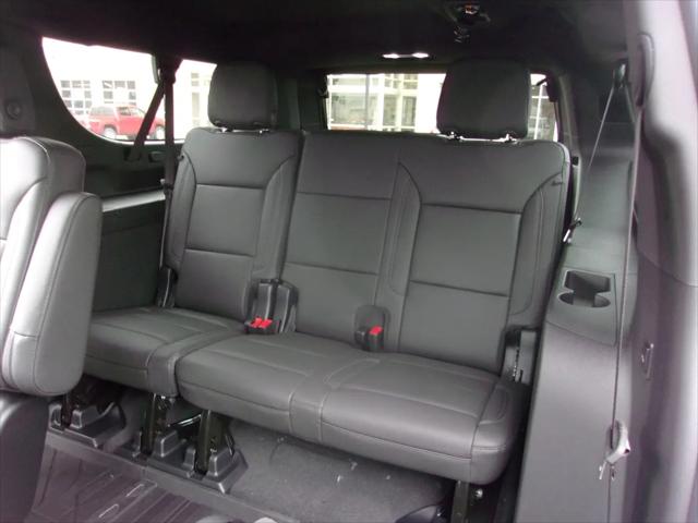 2026 Chevrolet Suburban LT, 4WD