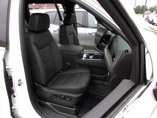 2026 Chevrolet Suburban LT, 4WD