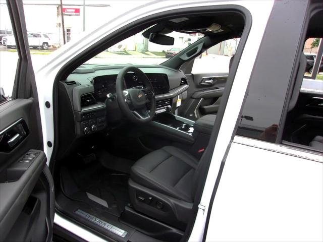 2026 Chevrolet Suburban LT, 4WD