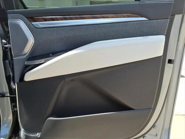 2026 Cadillac Escalade ESV Platinum Sport