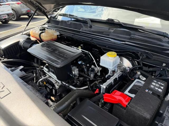 2022 Ram 1500 Big Horn Crew Cab 4x4 5'7" Box