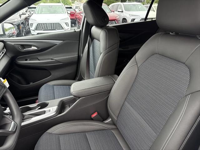 2026 Buick NV Preferred FWD