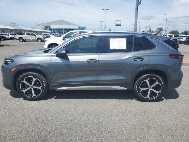 2025 Volkswagen Tiguan 2.0T SE