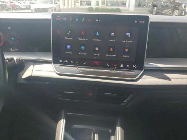 2025 Volkswagen Tiguan 2.0T SE