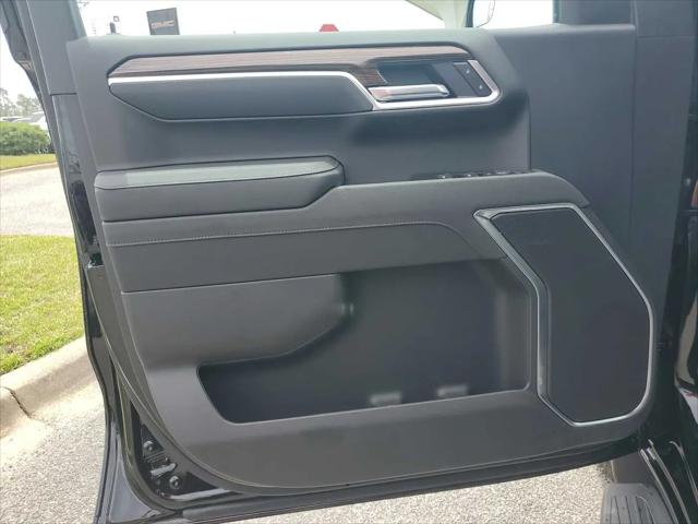 2026 Chevrolet Silverado 1500 4WD Crew Cab Standard Bed LT
