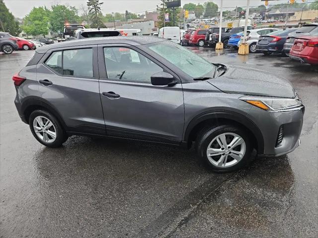 2023 Nissan Kicks S Xtronic CVT
