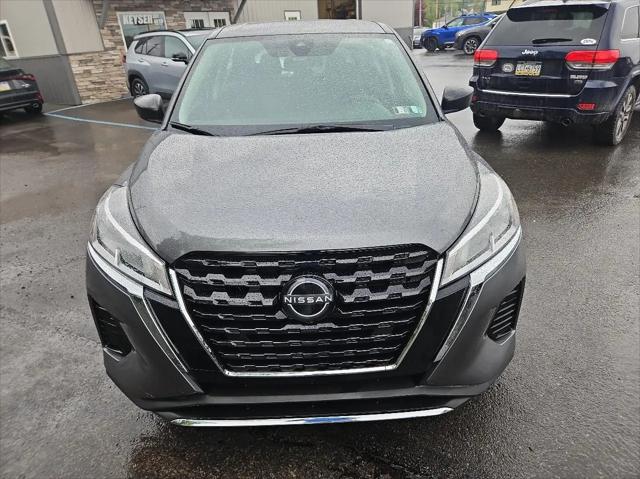 2023 Nissan Kicks S Xtronic CVT