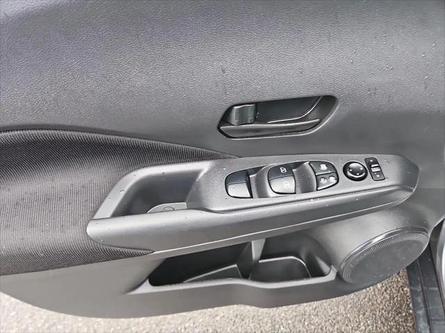 2023 Nissan Kicks S Xtronic CVT