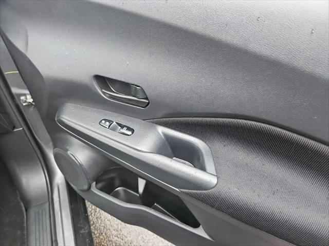 2023 Nissan Kicks S Xtronic CVT