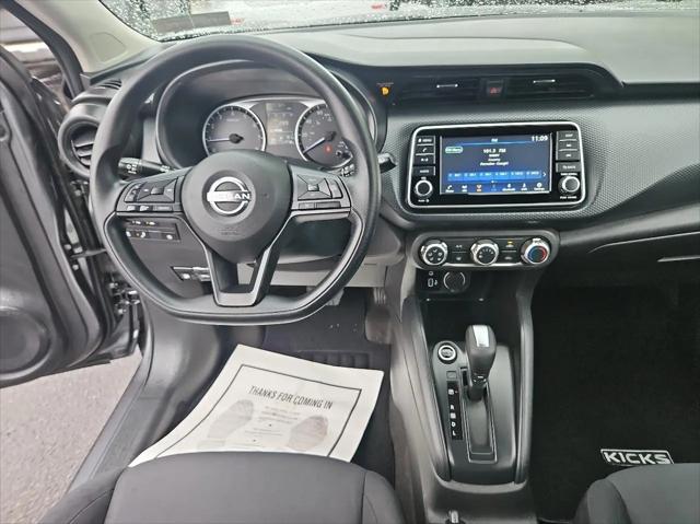 2023 Nissan Kicks S Xtronic CVT