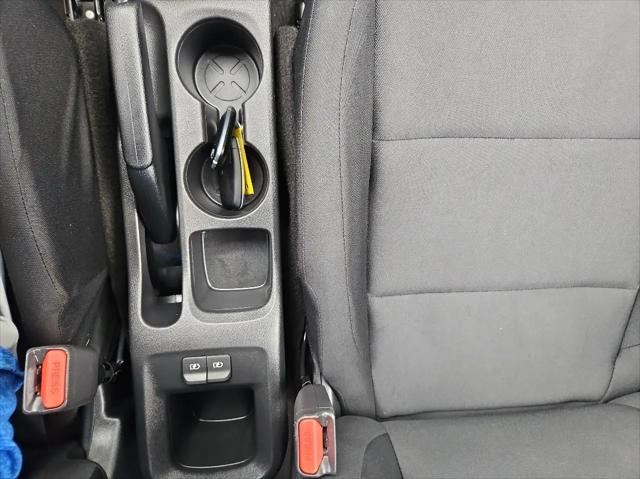 2023 Nissan Kicks S Xtronic CVT