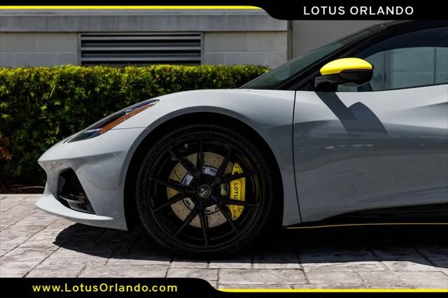 2026 Lotus Emira V6 SE Racing Line