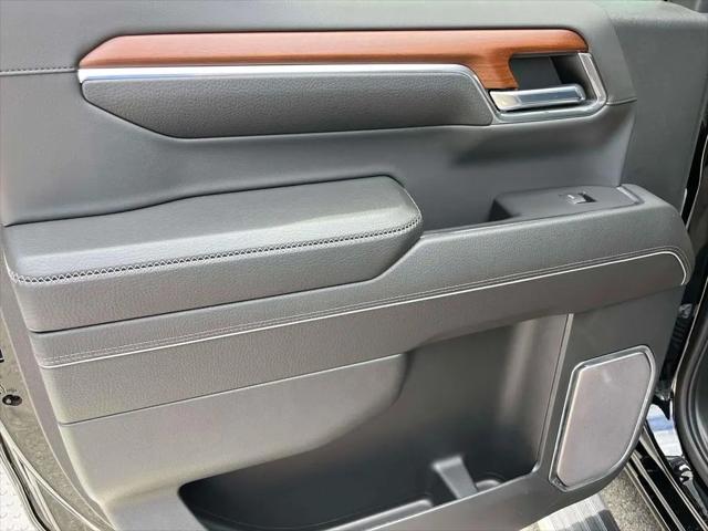 2023 GMC Sierra 1500 4WD Crew Cab Short Box Denali