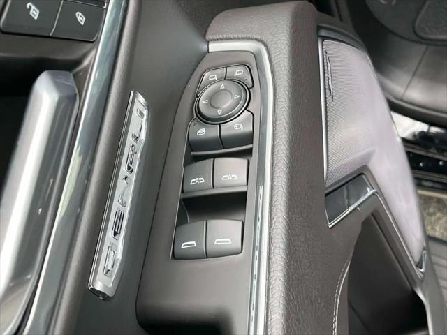 2023 GMC Sierra 1500 4WD Crew Cab Short Box Denali