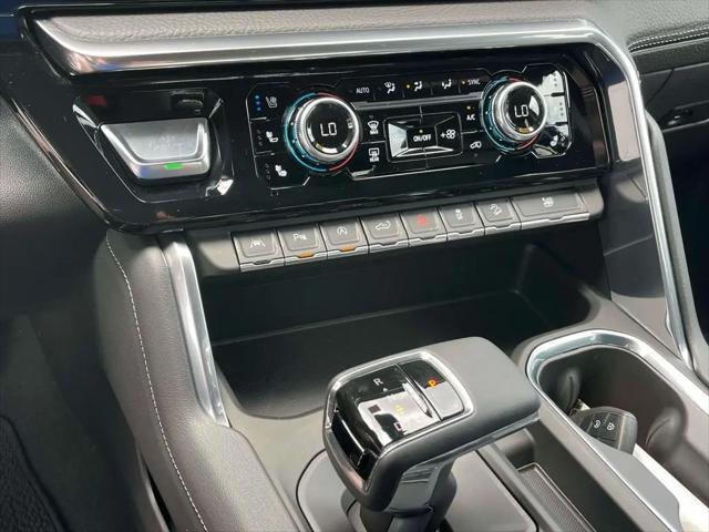 2023 GMC Sierra 1500 4WD Crew Cab Short Box Denali