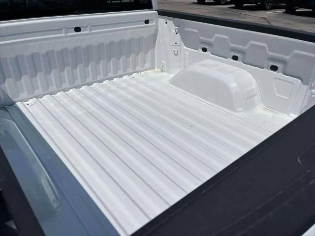 2026 GMC Sierra 1500 Crew Cab, Short Bed, Pro, 4WD