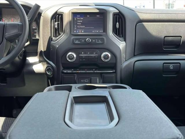 2026 GMC Sierra 1500 Crew Cab, Short Bed, Pro, 4WD