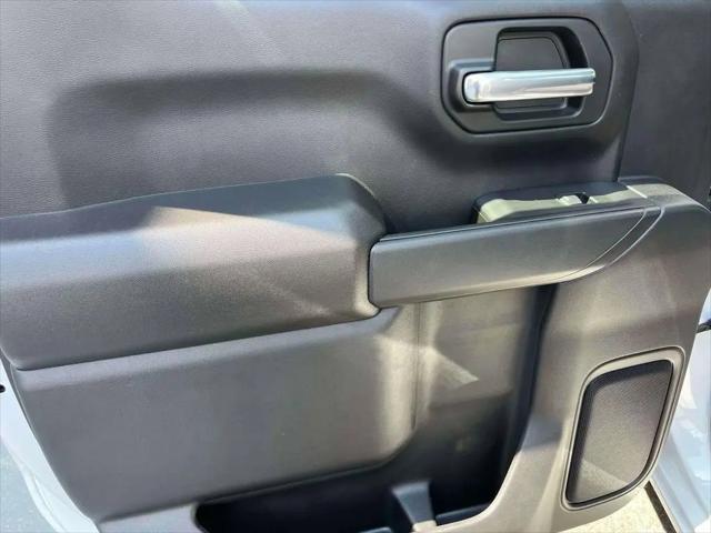 2026 GMC Sierra 1500 Crew Cab, Short Bed, Pro, 4WD