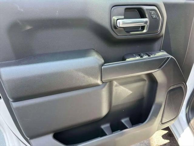 2026 GMC Sierra 1500 Crew Cab, Short Bed, Pro, 4WD