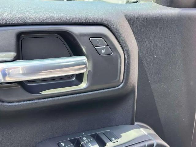 2026 GMC Sierra 1500 Crew Cab, Short Bed, Pro, 4WD