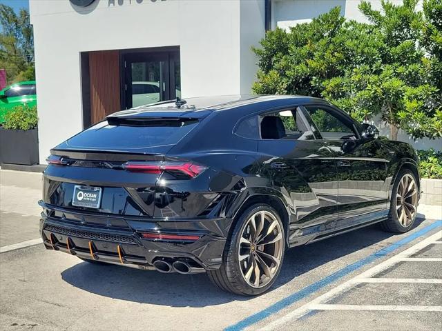 2024 Lamborghini Urus S