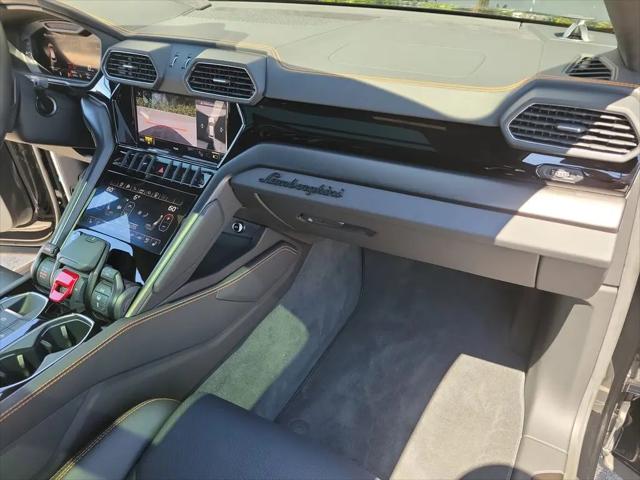 2024 Lamborghini Urus S