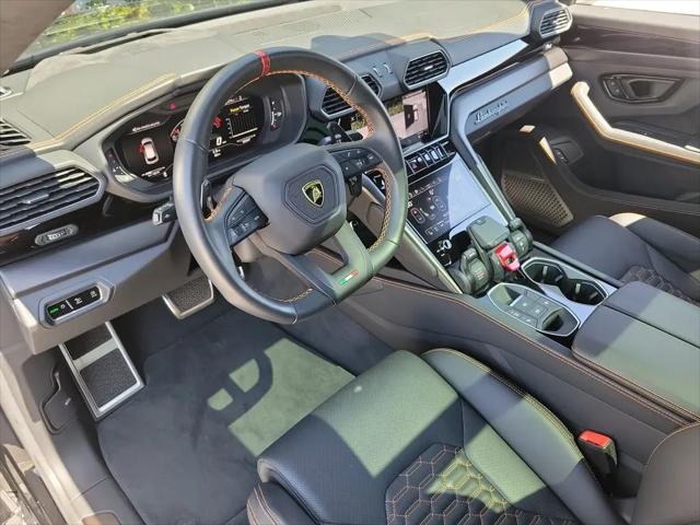 2024 Lamborghini Urus S