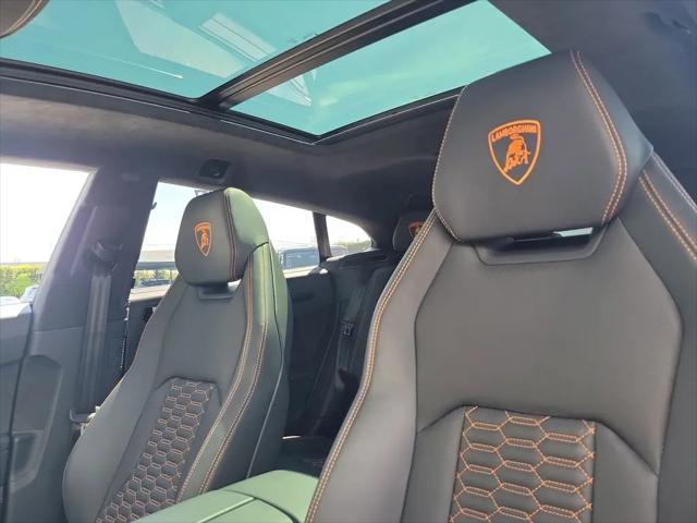 2024 Lamborghini Urus S
