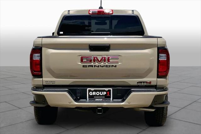 2024 GMC Canyon 4WD AT4