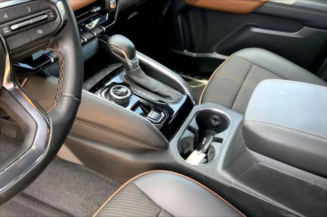 2024 GMC Canyon 4WD AT4