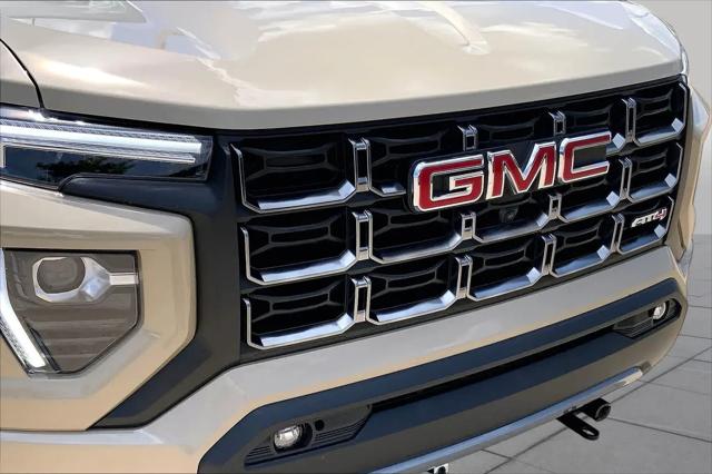 2024 GMC Canyon 4WD AT4