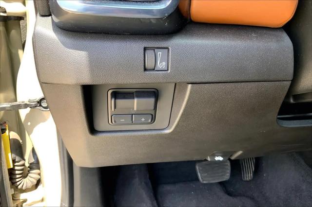 2024 GMC Canyon 4WD AT4
