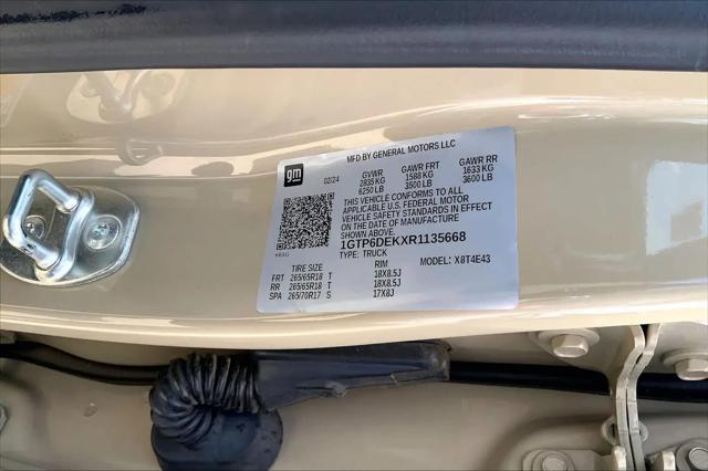 2024 GMC Canyon 4WD AT4