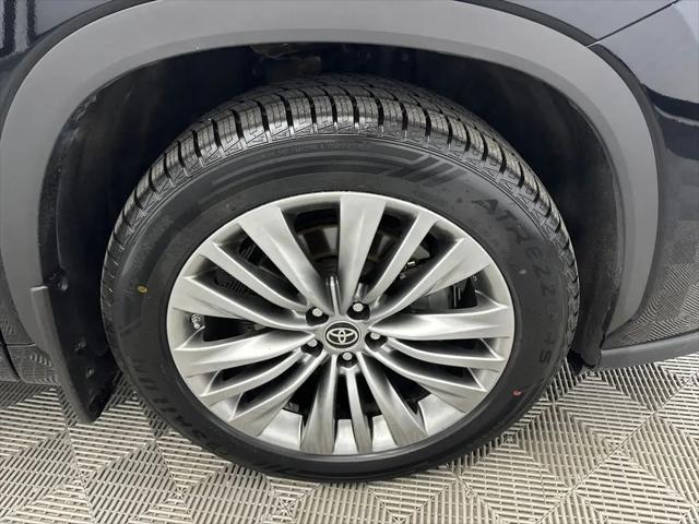 2020 Toyota Highlander Platinum