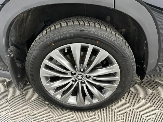 2020 Toyota Highlander Platinum