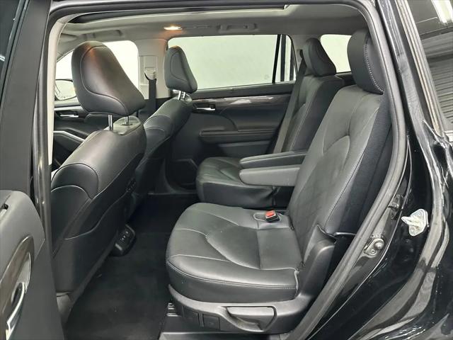 2020 Toyota Highlander Platinum