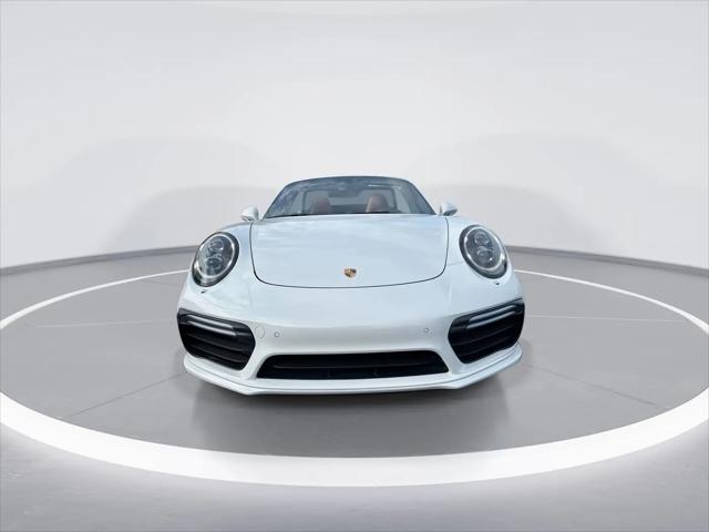 2018 Porsche 911 Turbo