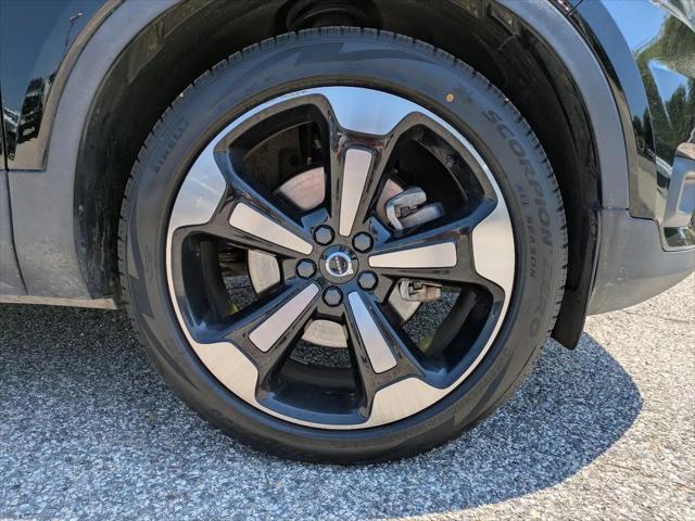 2022 Volvo XC40 T4 Momentum