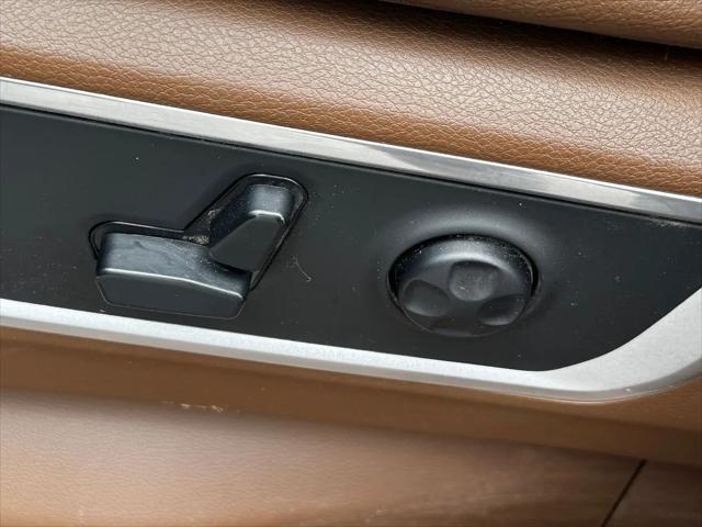 2019 Ram 1500 Laramie Crew Cab 4x4 5'7" Box