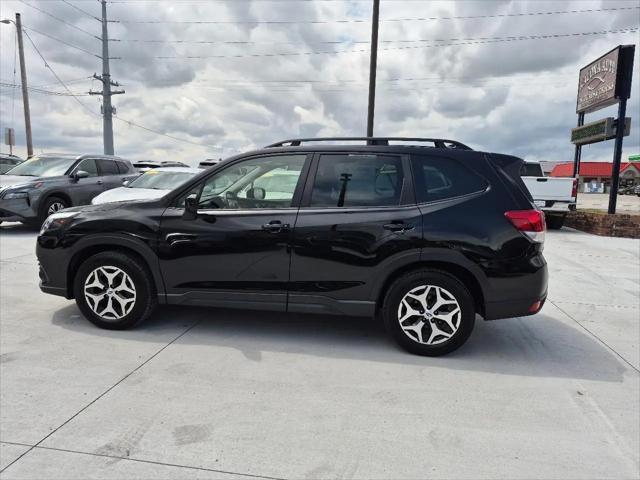 2023 Subaru Forester Premium